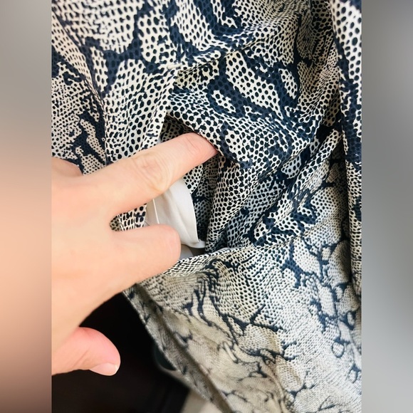 Reflections Women’s Silk Snake Print Collared Button Up Midi Shift Dress 10 - Picture 8 of 16